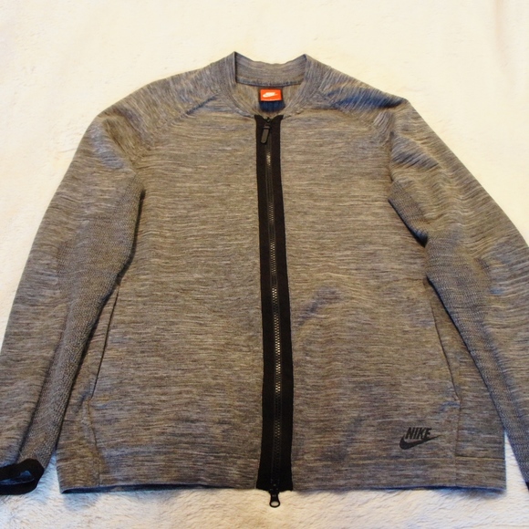 nike flyknit jacket